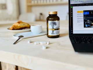 100% essential amino acids; plant based.